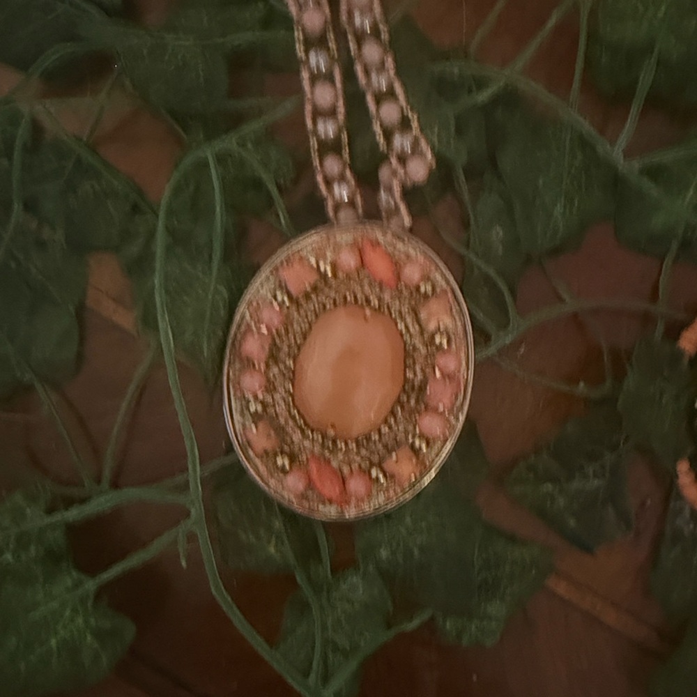 Chico’s Gold and Pink Oval Pendant Necklace
